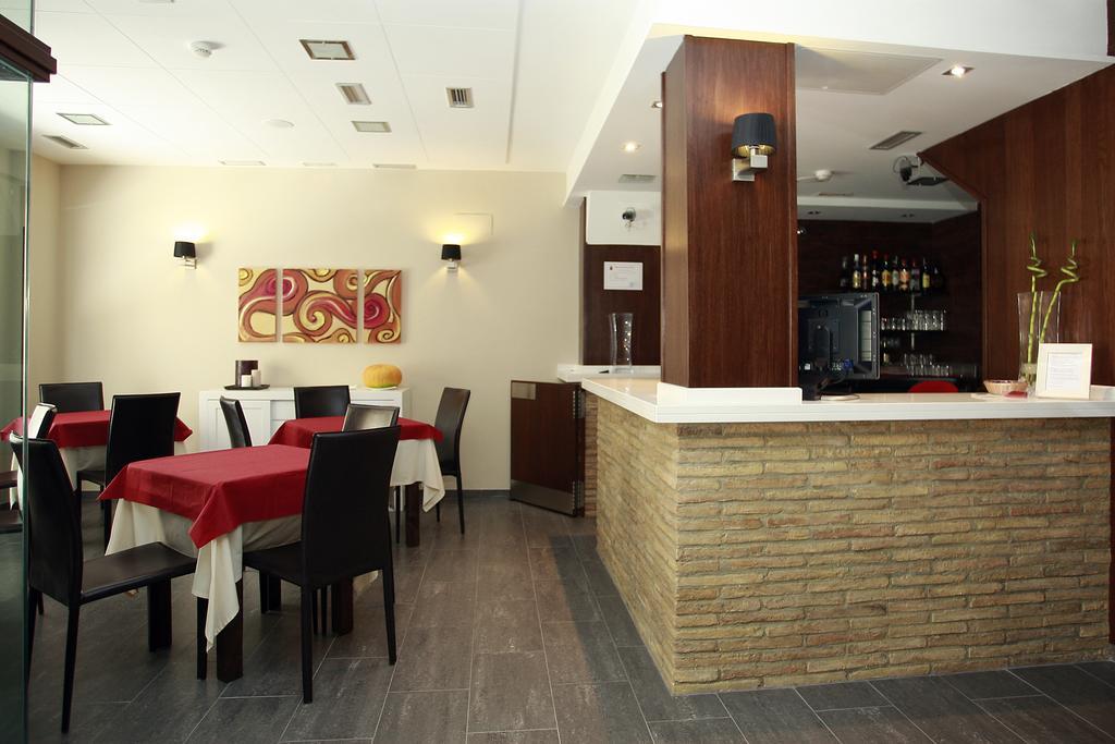 Hostal Rural Villa Vieja Olite Exterior photo